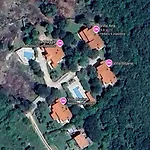 Marina, Spacious 4 Bedroom With Access To Two Shared Pools Koromačno