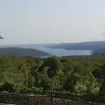 Marina, Spacious 4 Bedroom With Access To Two Shared Pools * Koromacno